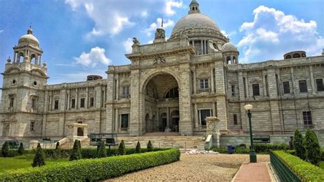 Victoria Memorial: Keşfetmeye Değer Tarihi Bir Şaheser ve Fotoğrafçılar İçin Cennet!