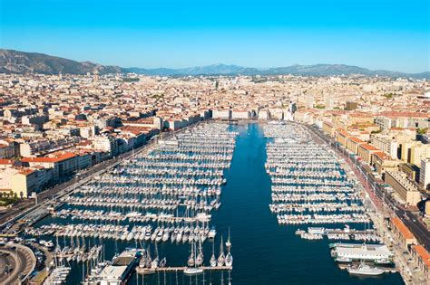 Vieux-Port de Marseille! Deneyimle Fransız Rivierasının Kalbindeki Tarihi Bir Gemi Limanı